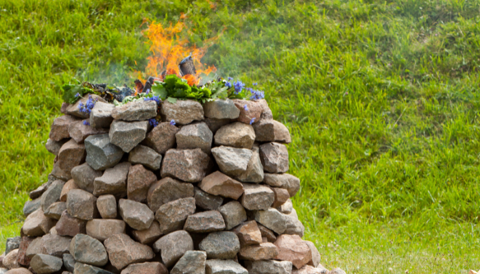 O que é o Fogo do Altar? - Blog Vladimiraraujo